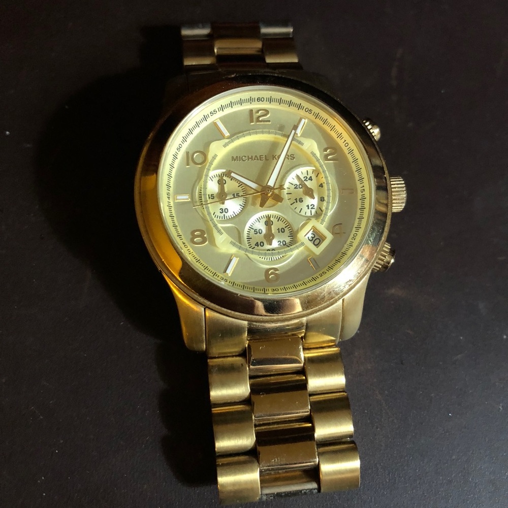 Michael Kors Runway Oversized Face Watch